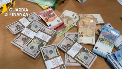 Firenze, 130mila euro nascosti nei trolley: quattro passeggeri fermati in aeroporto (11.11.25)