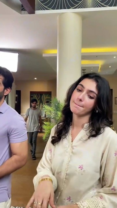 Pakistani girl behind the scene