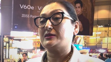 मुंबई एयरपोर्ट पर स्पॉट हुईं Sunita Ahuja!