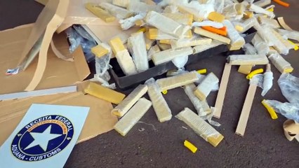 Receita Federal fiscaliza transportadora de Cascavel e encontra maconha dentro de móveis