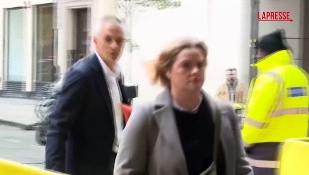 Regno Unito, direttore dimissionario Bbc: Molto orgoglioso dei nostri giornalisti