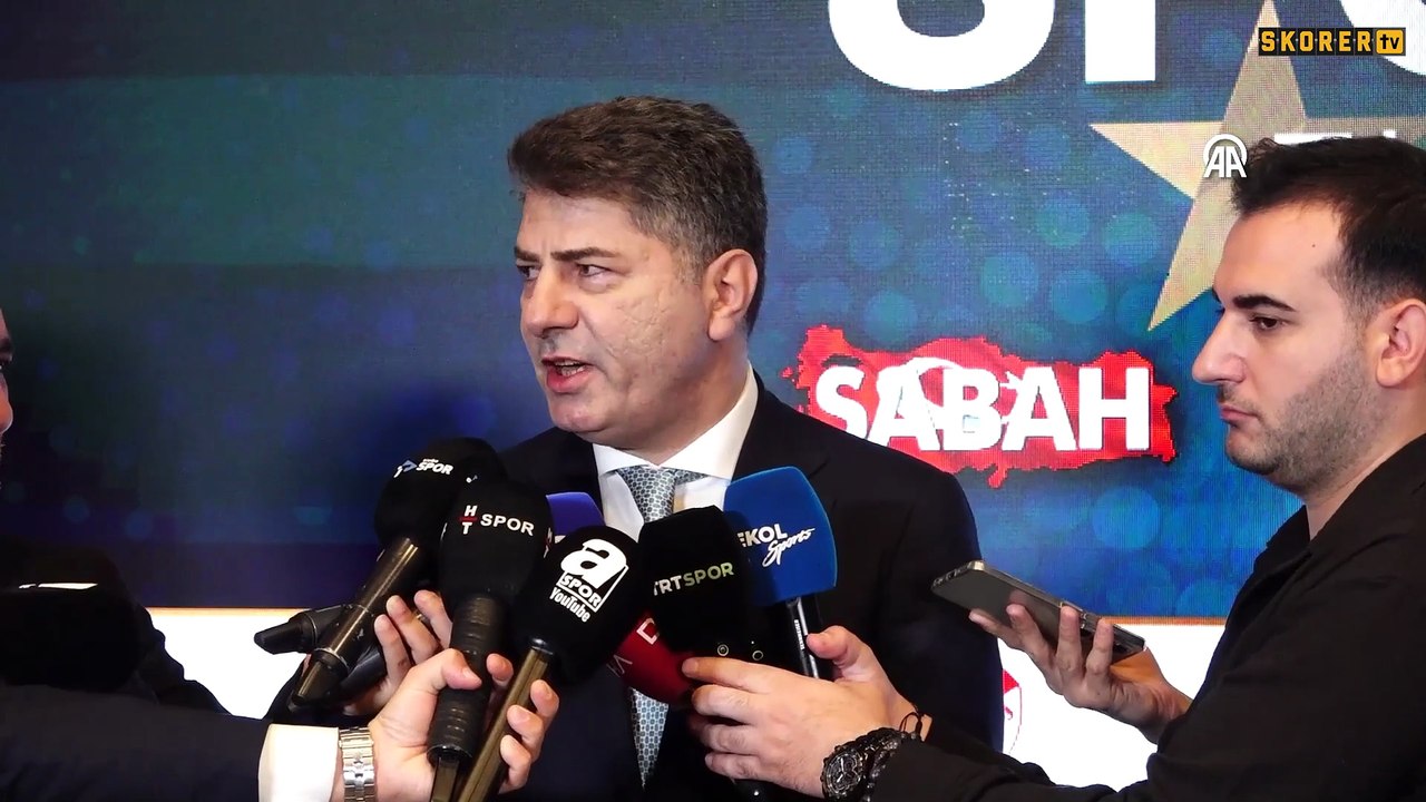 Fenerbahçe'de Hakan Safi, Ali Koç ile konuşmasını anlattı: 'Kerem Aktürkoğlu'nun maaşını ödemekten vazgeç'