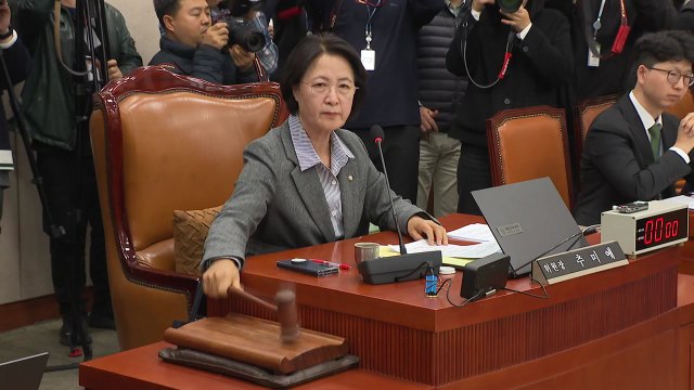 '대장동 항소 포기 현안질의' 법사위, 30여 분만에 파행 / YTN