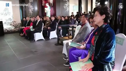 La Reina Letizia preside en China el homenaje a Antonio Machado