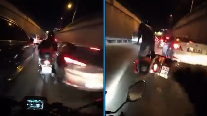 Yoğun trafikte 2 motosiklet çarpıştı; kaza kask kamerasında