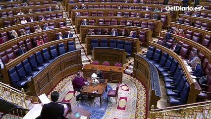 Rufián ironiza: "Los extranjeros compran un 20% de los pisos, pero los malos son los que llegan en cayuco y no los que llegan en yate a especular"
