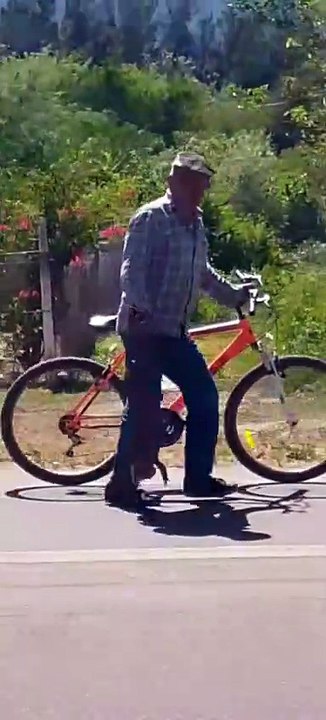 whatsapp video 2025-11-11 at 11.45.24.mp4