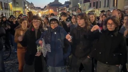 Giulia Cecchettin, a Padova ducento compagni di università per il minuto di rumore