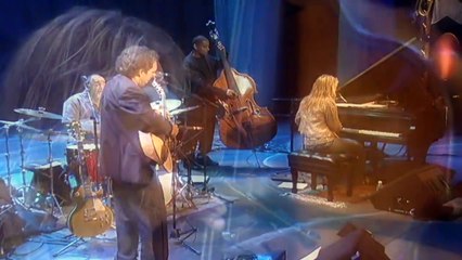 DIANA KRALL — Stop this World — DIANA KRALL: LIVE AT THE MONTRÉAL JAZZ FESTIVAL – (2004)