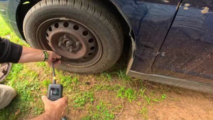 Best Portable Tire Inflator Review ! Electric Car Air Pump with Auto Shut-Off