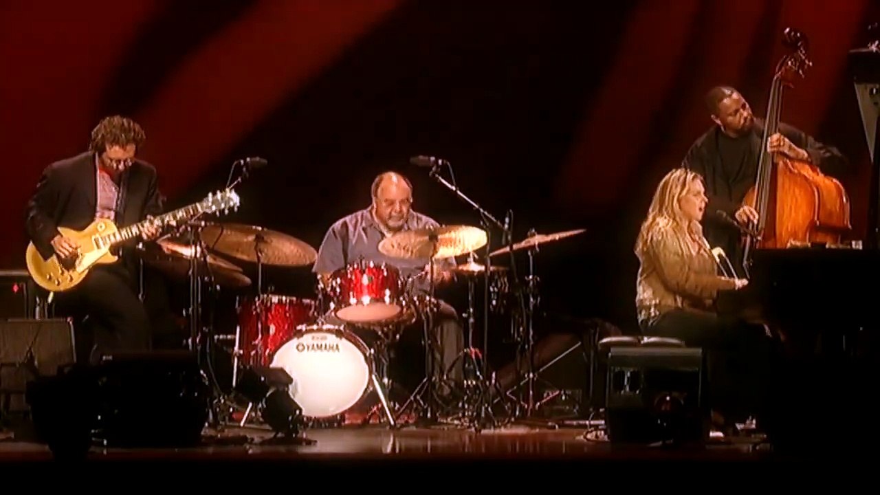 DIANA KRALL — I'm Coming Through — DIANA KRALL: LIVE AT THE MONTRÉAL JAZZ FESTIVAL – (2004)