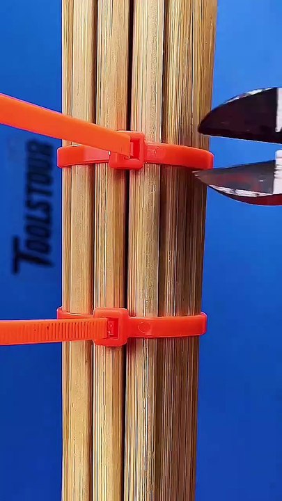 nails hack for lock opening