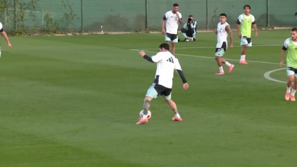 Entrenamiento de la Selección Argentina con Messi ¿y Mastantuono? en Alicante