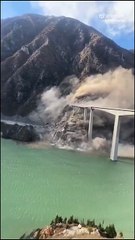 Colapsa un puente de 758 metros en China