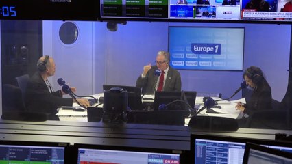 Commémorations du 11-Novembre : à Bordeaux, la population rassemblée autour du souvenir des soldats tombés pour la France