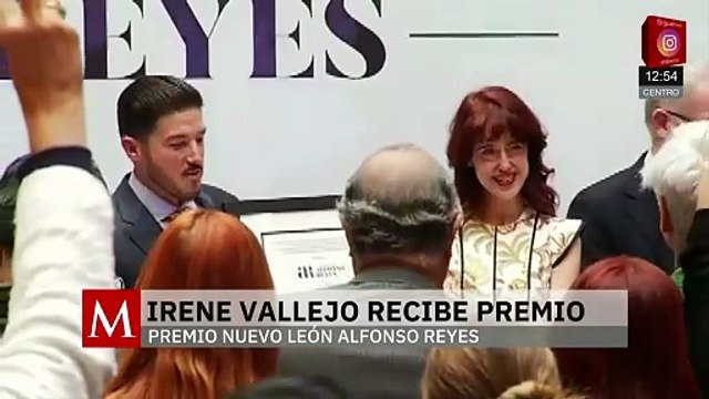 Irene Vallejo recibe el Premio Nuevo León Alfonso Reyes por su obra