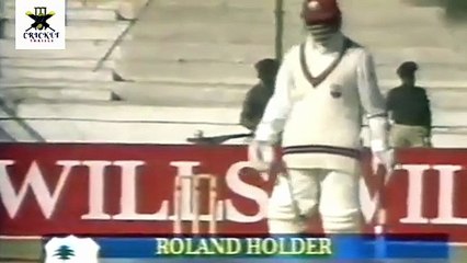 Roland Holder 26 off 65 Balls 88 Mins 4 Fours vs Pakistan First innings of 3rd Test at Karachi in Dec 1997