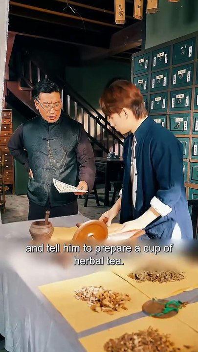 💀 He Heard STRANGE NOISES From His Father’s Clinic Upstairs