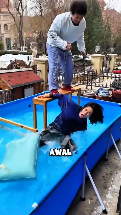 SI GONDRONG VS WAHYU
