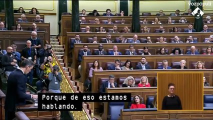 Sánchez convierte su comparecencia en un mitin y carga contra la oposición