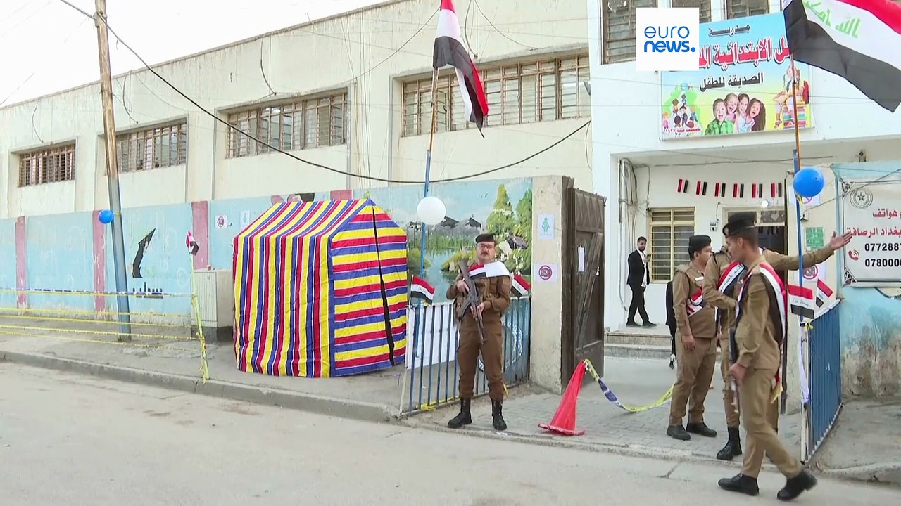 انتخابات پارلمانی عراق با ۵۵ درصد مشارکت در سایه تحریم گروه مقتدی صدر برگزار شد