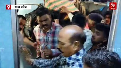 महानगरी एक्सप्रेस में बम की अफवाह, ट्रेन में लिखा पाक समर्थित नारा