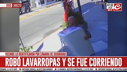 Chorro pero limpito: quedó filmado cuando escapaba... ¡con el lavarropas que había robado!