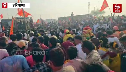 पलवल में बाबा बागेश्वर ने सनातनियों को दिया खास संदेश, यात्रा का विरोध करने वालों पर कसा तंज, बोले- "संविधान की रक्षा भी पदयात्रा से ही होगी"