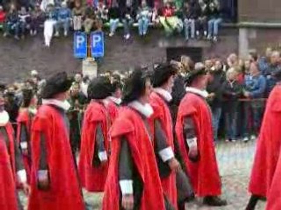 doudou 2008 - procession - Les Rolandins
