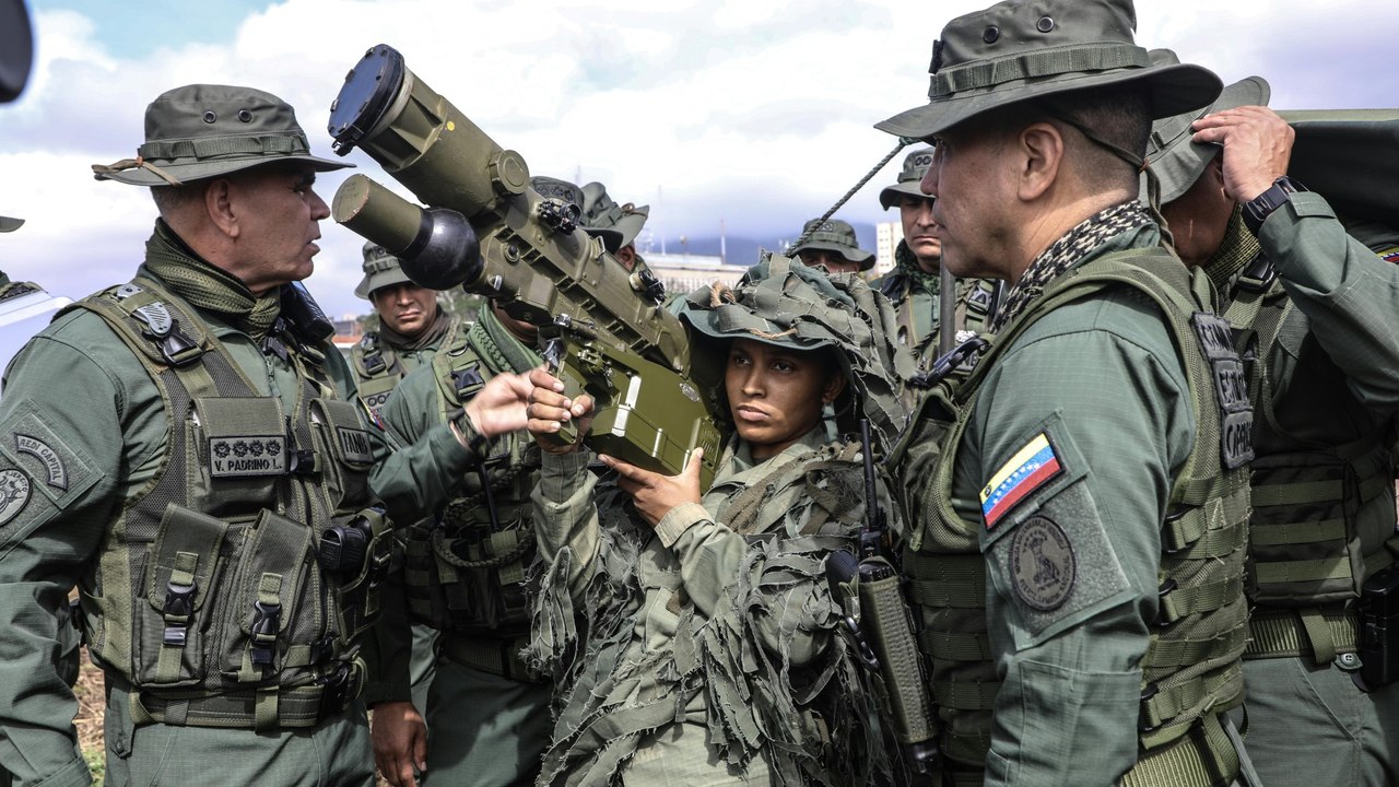 Reaktion auf US-Militärpräsenz: Venezuela mobilisiert 200.000 Soldaten