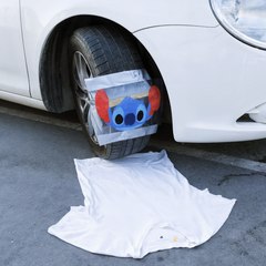 Cute shirt design made with car tire!