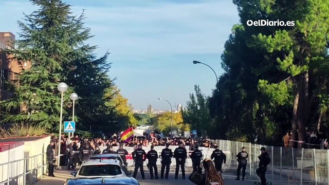 Estudiantes de la Complutense protestan por el acto de Vito Quiles: Fuera fascistas de la universidad