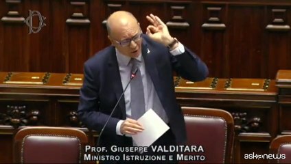 Valditara a opposizione: "Sfruttate femminicidi", è caos alla Camera
