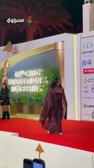 الفنانة إسلام مبارك وهيدي كرم ومريم الخشت في افتتاح مهرجان القاهرة السينمائي