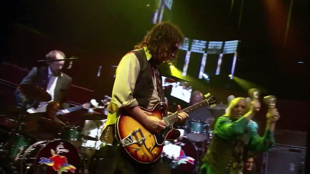 Oh Well (Fleetwood Mac cover) - Tom Petty and the Heartbreakers (live)