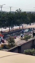 Un atentado suicida yihadista deja al menos 12 muertos en Pakistán y se eleva la tensión con Afganistán