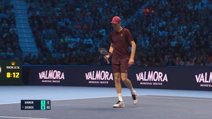 Sinner advances to ATP Finals last-four