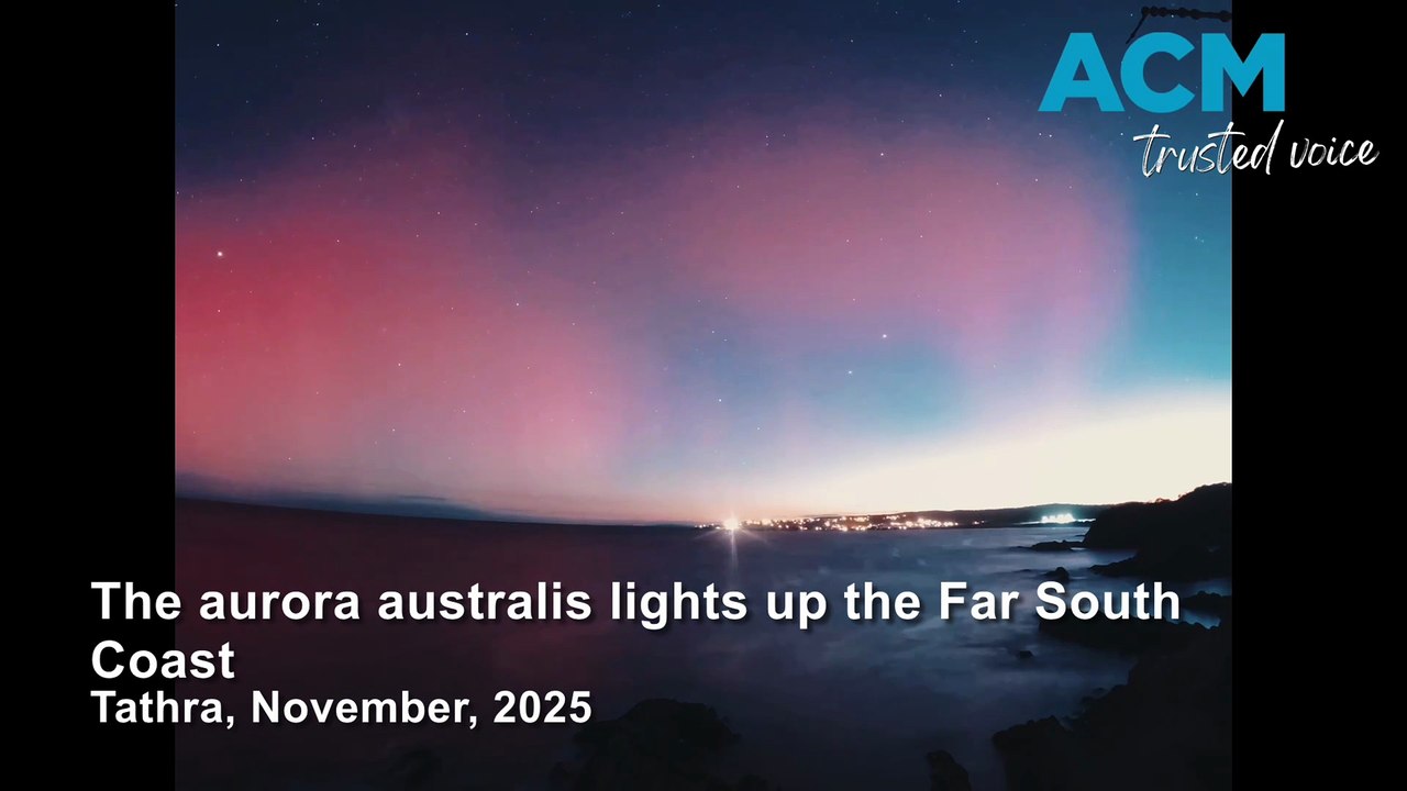 The aurora australis lights up the Far South Coast