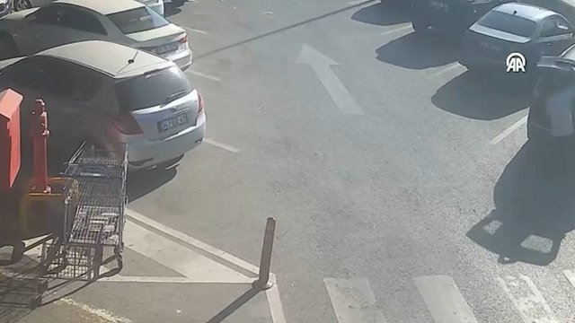 Pendik'te otomobilden hırsızlık yapan zanlı tutuklandı