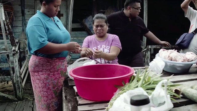 Bornéo le Pays des Dayaks (version Français)