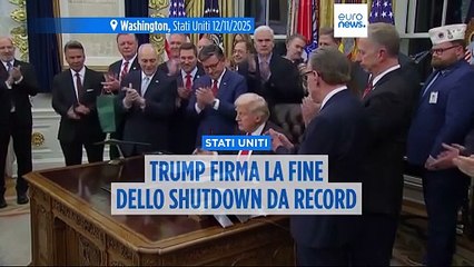 Trump firma la legge sul finanziamento del governo: termina lo shutdown più lungo di sempre