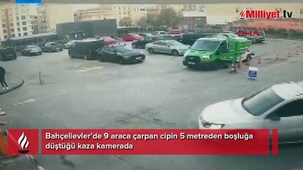 Bahçelievler’de 9 araca çarpan cipin 5 metreden boşluğa düştüğü kaza kamerada