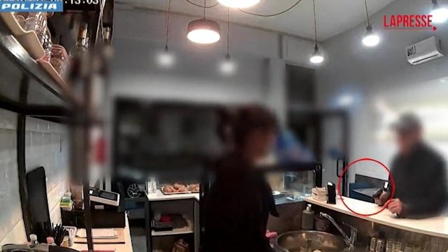 Entrava nei negozi e puntava la scacciacani: così il bancario milanese ha compiuto 5 rapine in tre giorni