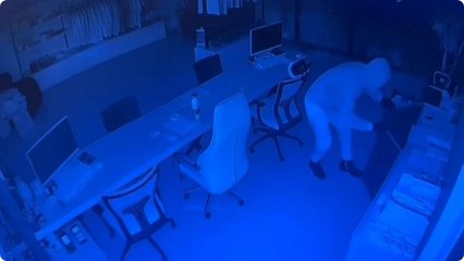 İş yerinin kasasından 1 milyon lira çaldı, eski çalışan çıktı