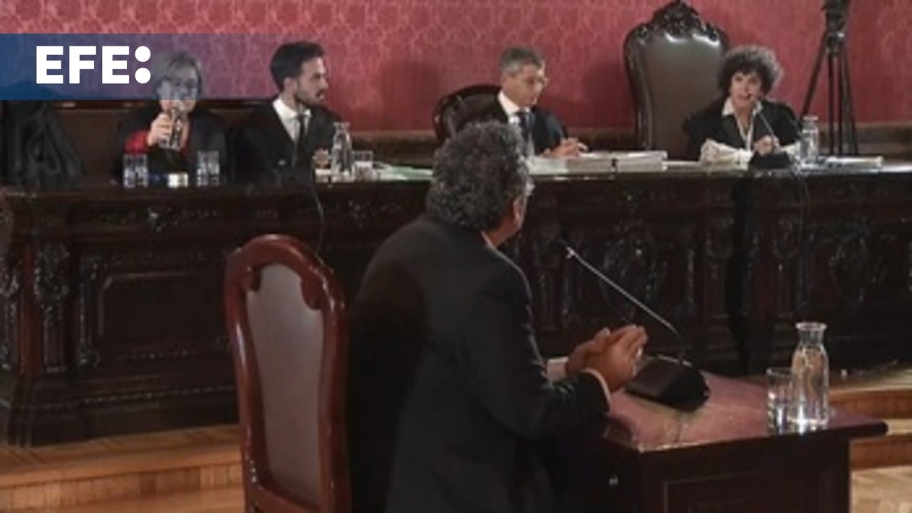 El fiscal general niega que revelara secretos y hoy el juicio queda visto para sentencia