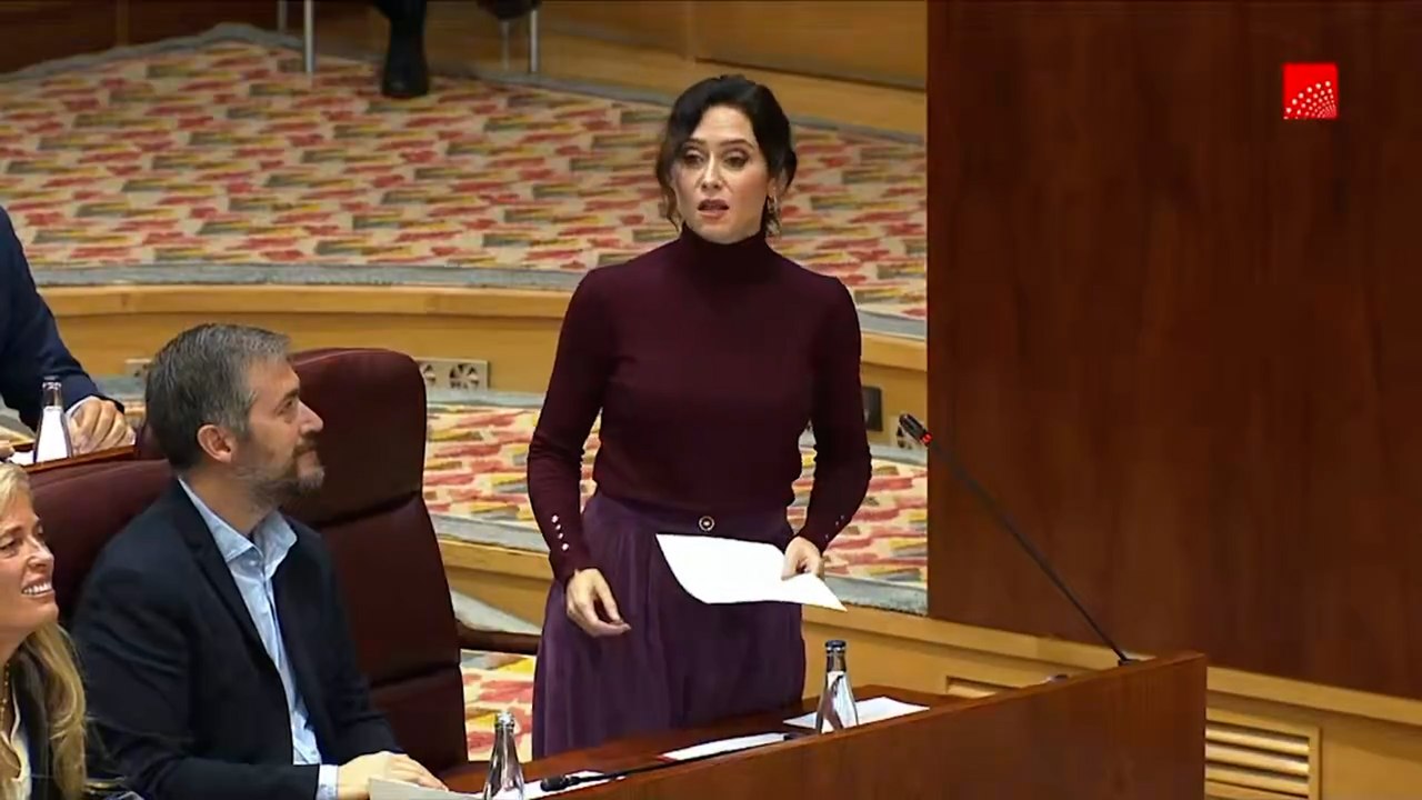 Ayuso defiende a Quirón frente a "las iras del Gobierno y sus caniches"