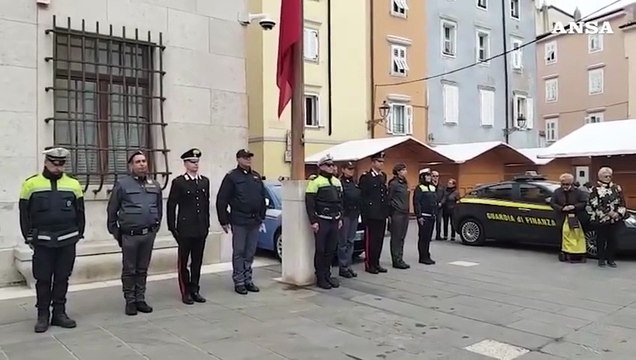 Madre uccide figlio: un minuto di silenzio a Muggia