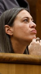 Junts salva al Gobierno con una abstención que impide aprobar la iniciativa del PP sobre la vida de las nucleares