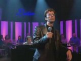 Robin Gibb - Massachusetts (Live Jools Holland 2004)