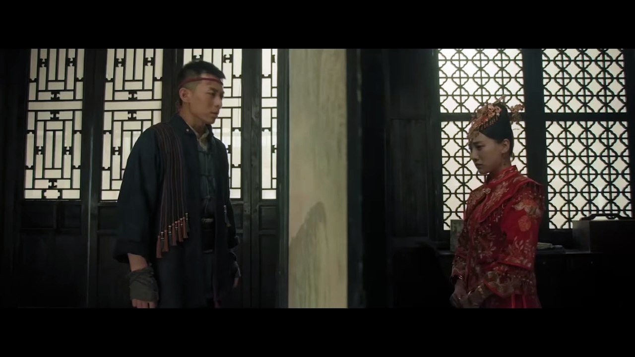 🐊Crocodile sees his mate served on a platter, sheds a tear—then slaughters humans in bloody revenge!